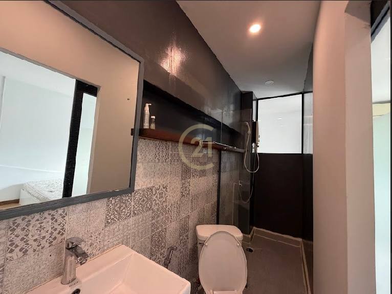Beautiful 2 Bedroom For Rent Close To Royal Palace