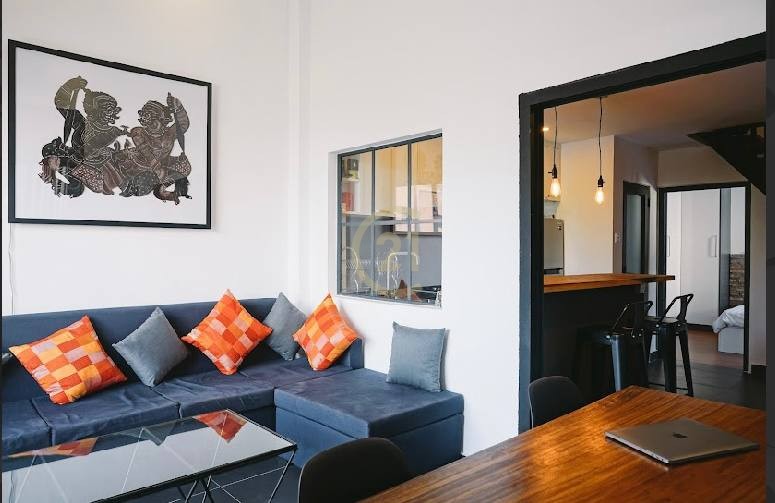 Beautiful 2 Bedroom For Rent At Daun Penh Riverside