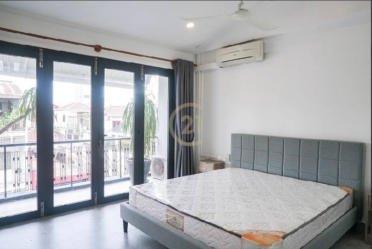 Renovation 2 Bedroom For Rent At Daun Penh
