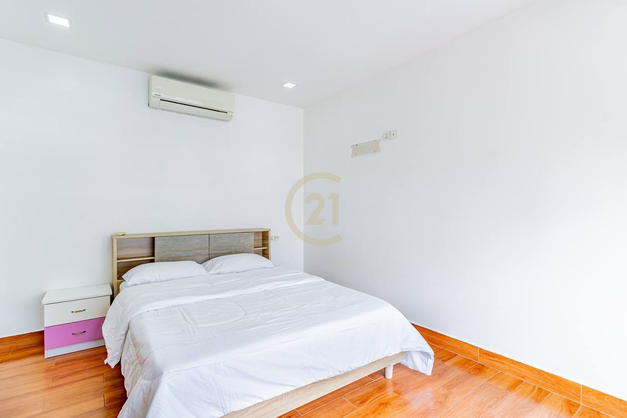 2 Bedroom Apartment For Rent At Tonle Basac