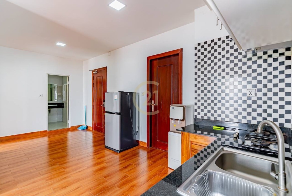 2 Bedroom Apartment For Rent At Tonle Basac