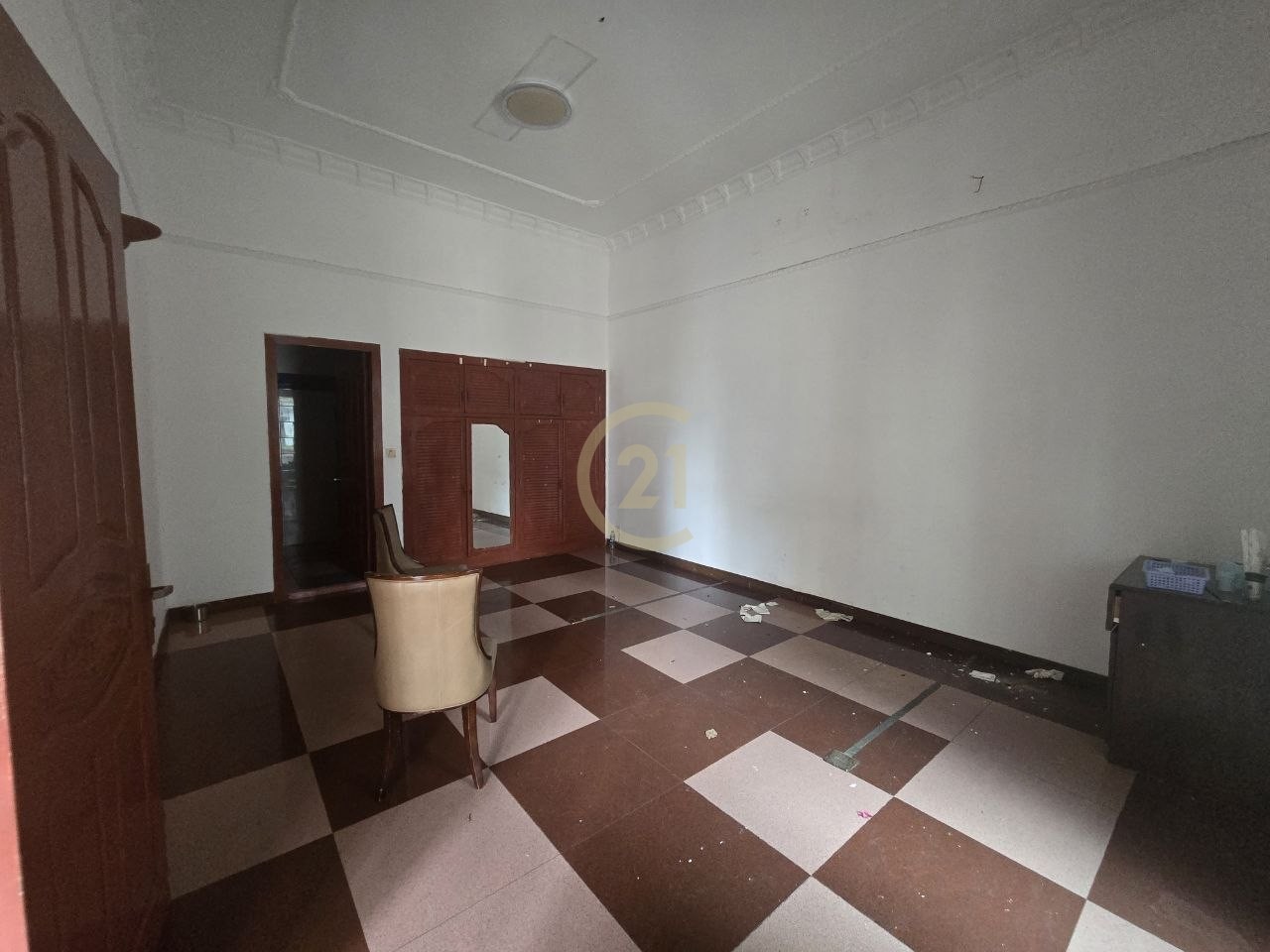 Shophouse For Rent In BKK1