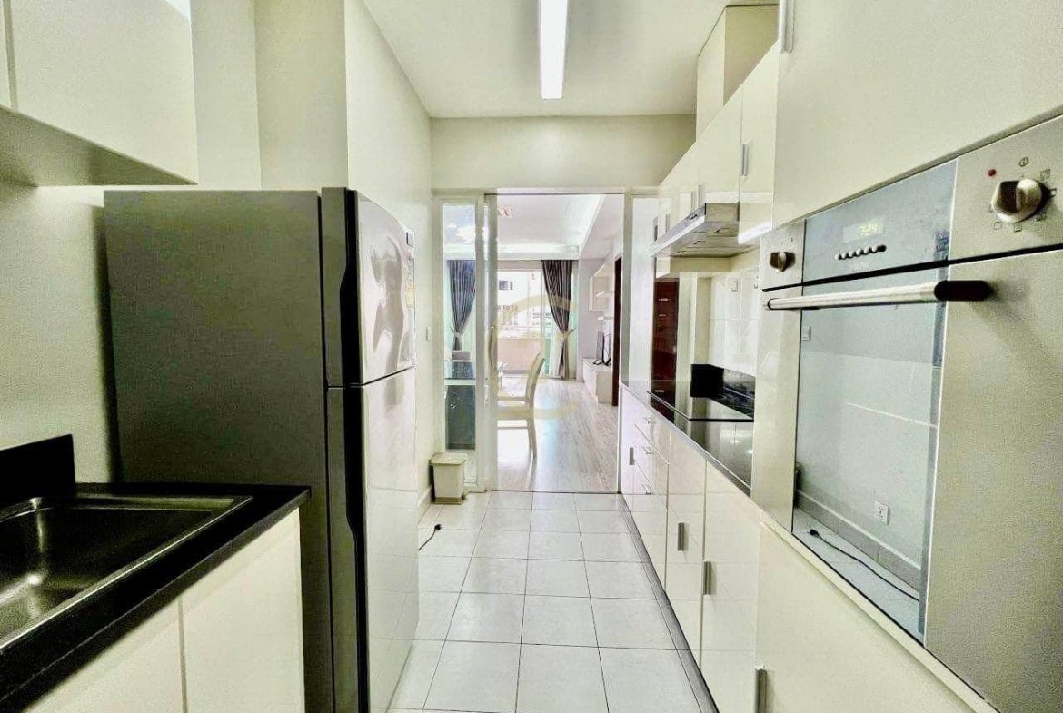 Big Size 2 Bedroom For Rent In BKK1