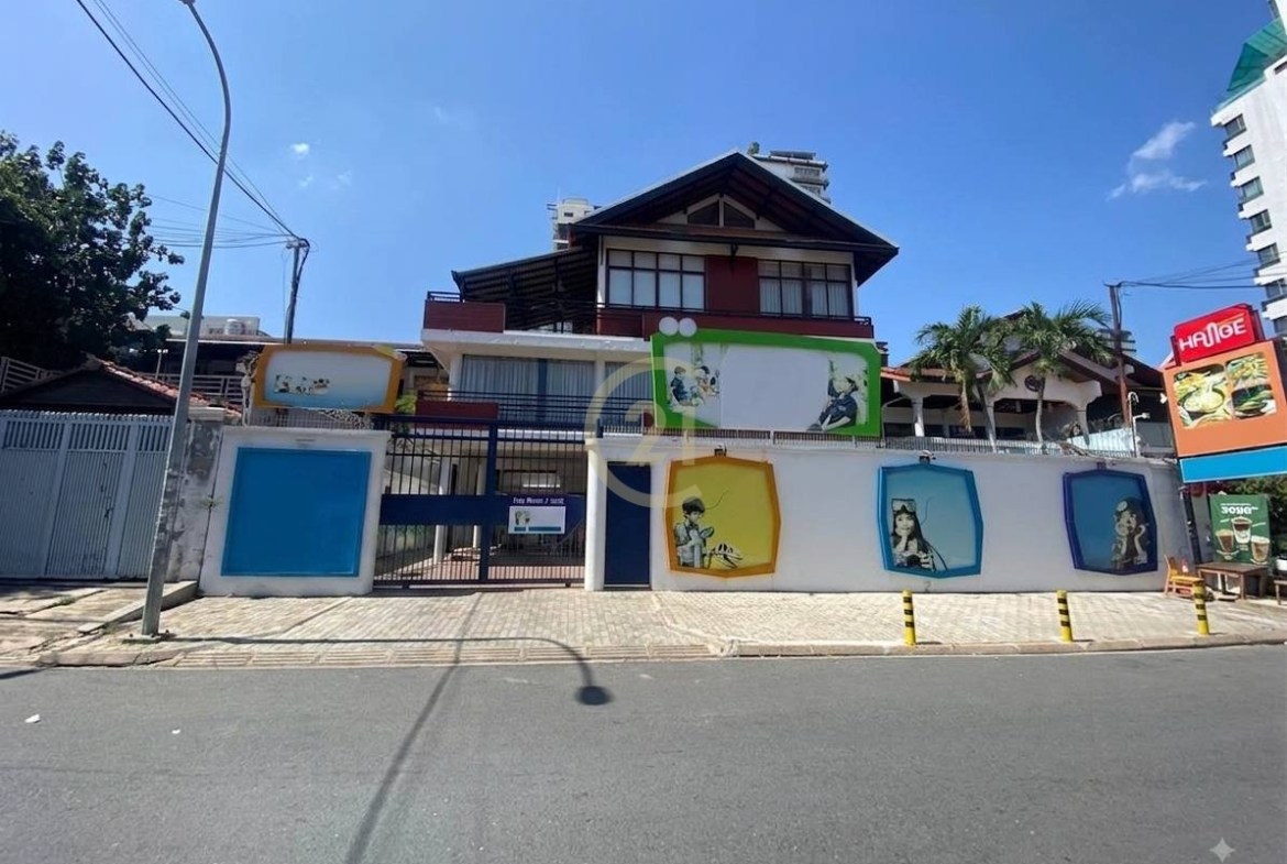 Villa For Rent In BKK1 | with Swimming Pool