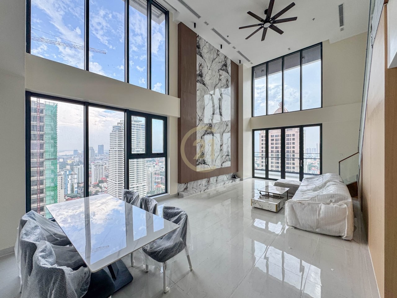 Luxury 3-Bedroom Duplex Penthouse for Rent in BKK1 | 264sqm | $4,500 ...